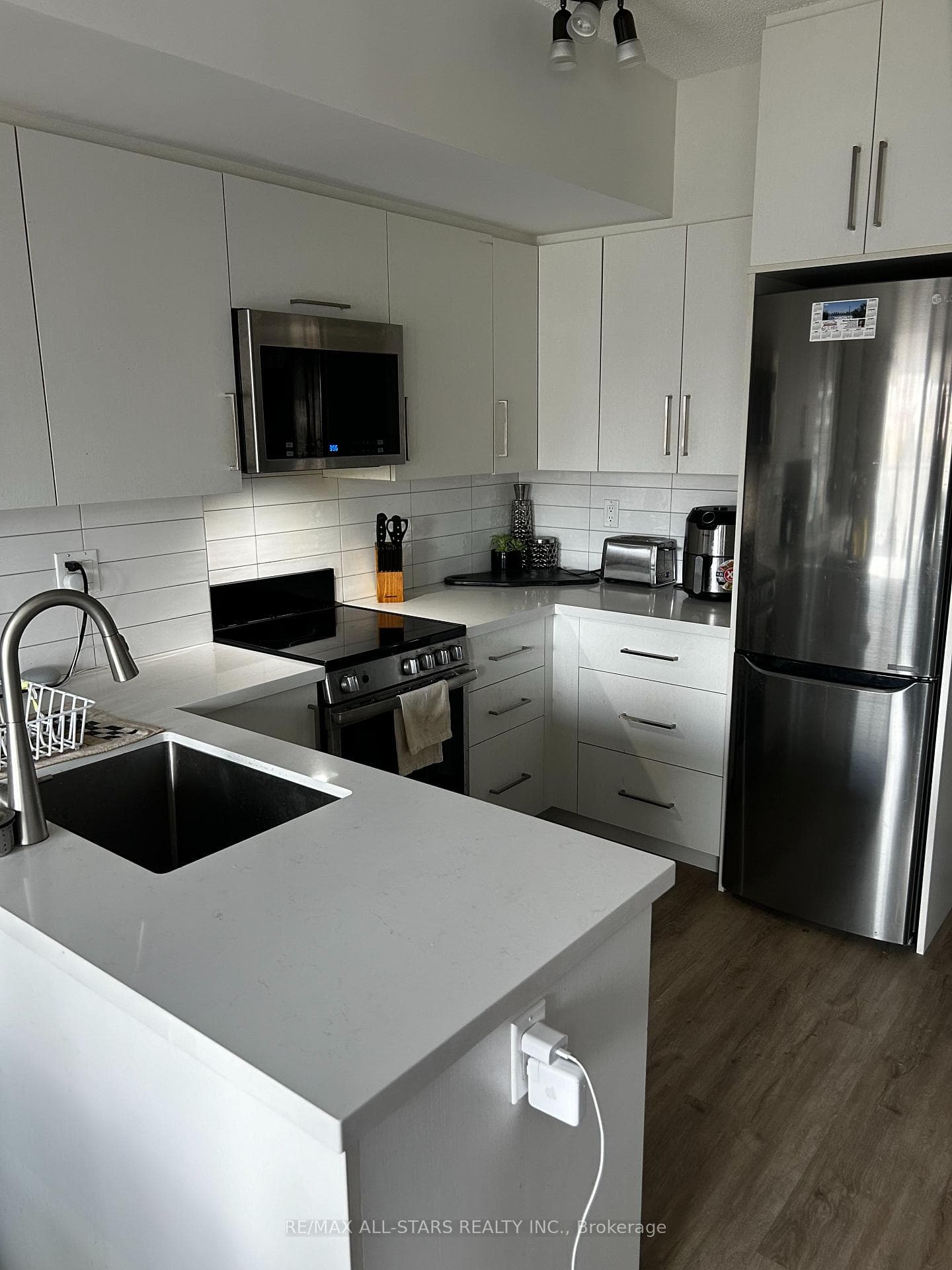 59 East Liberty Street Unit 510 photo 2