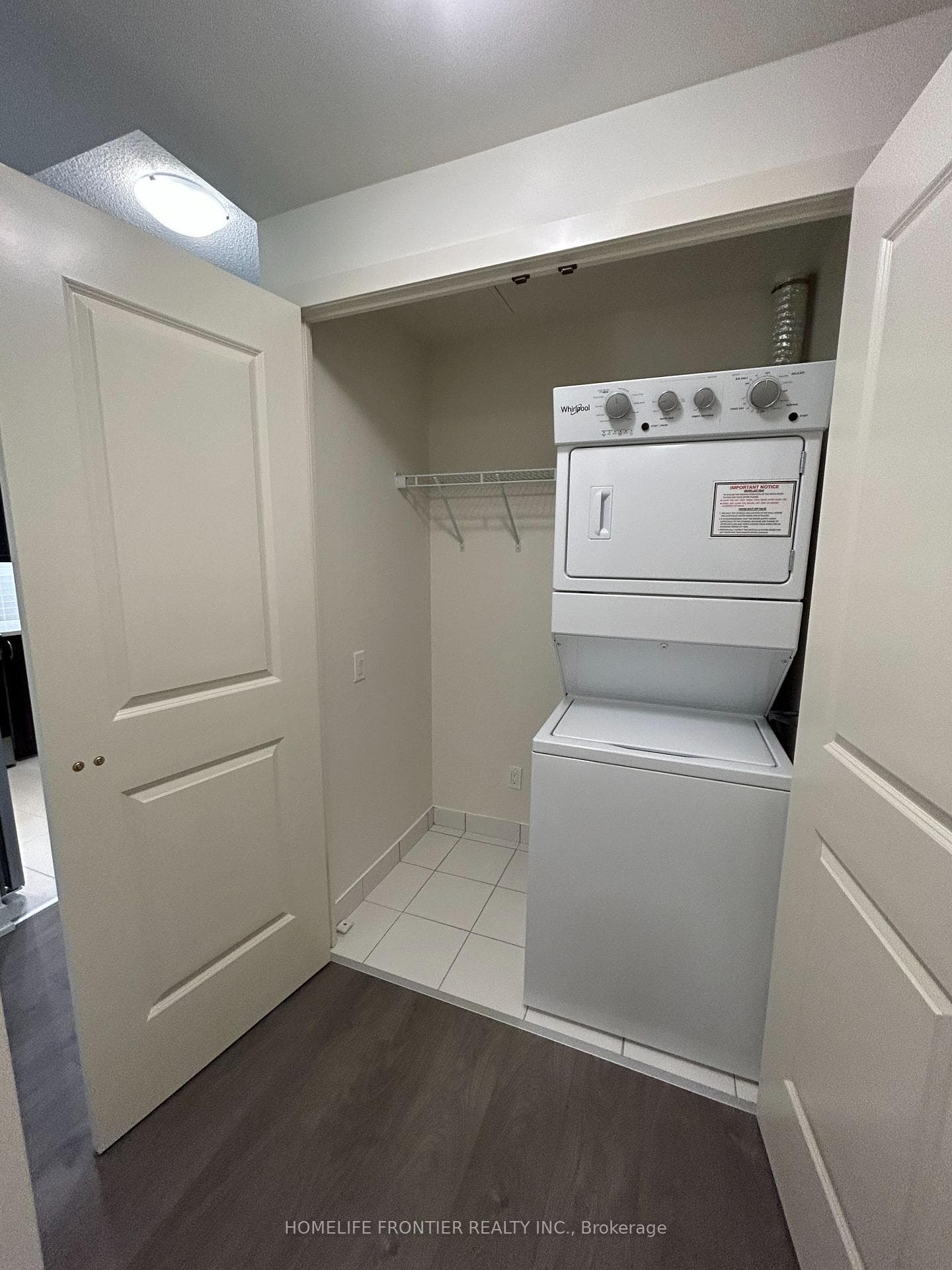 4955 Yonge Street Unit 708 photo 6