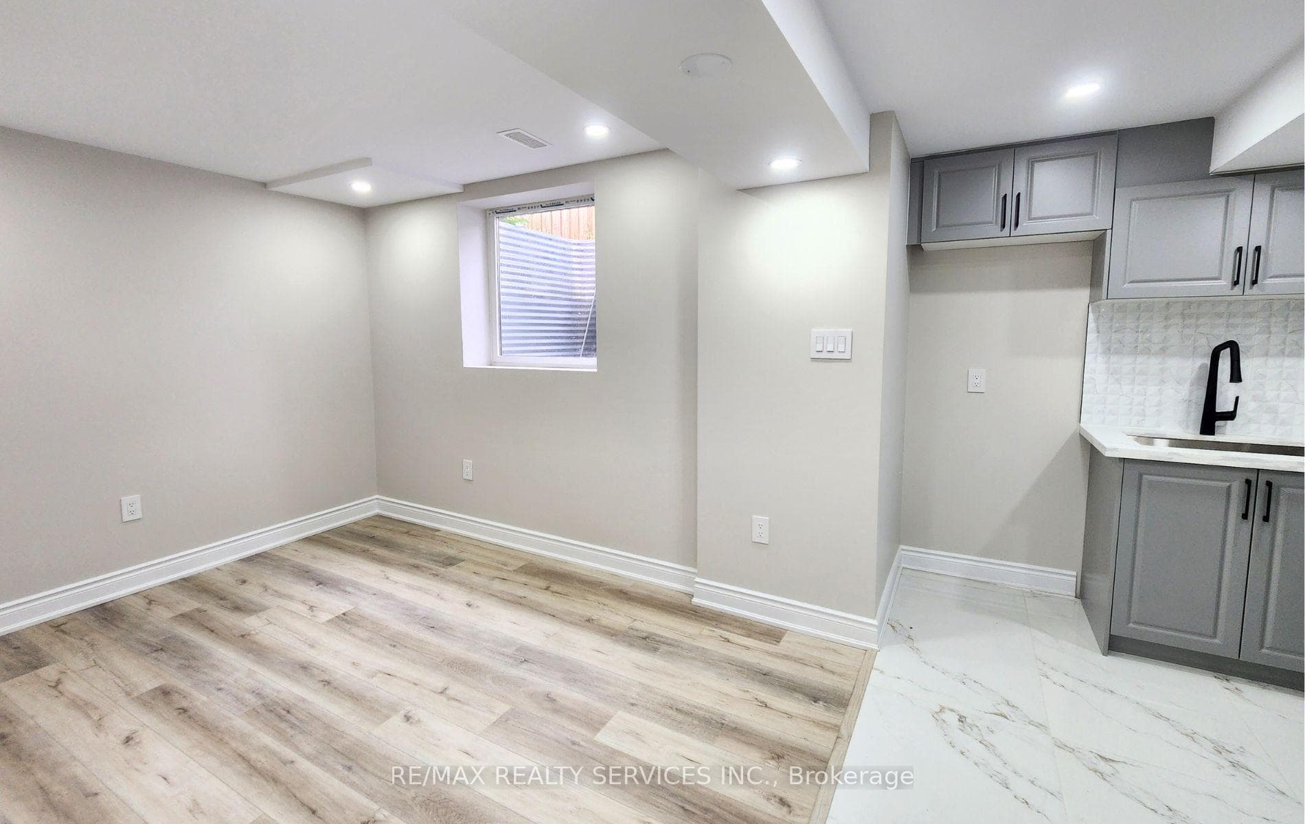 5944 Shelford Terrace Unit (Bsmnt) photo 4