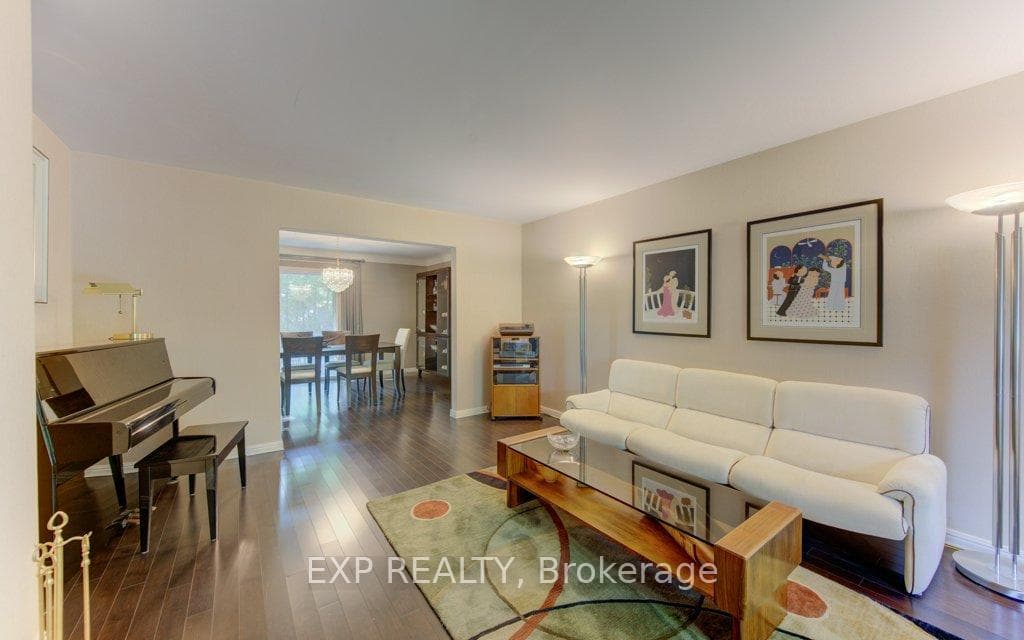 318 Shakespeare Place photo 11