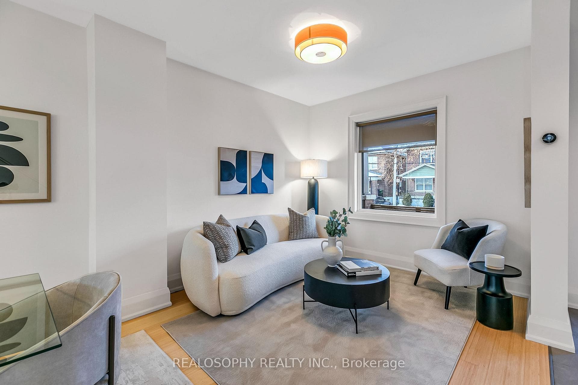27 Chisholm Avenue photo 3