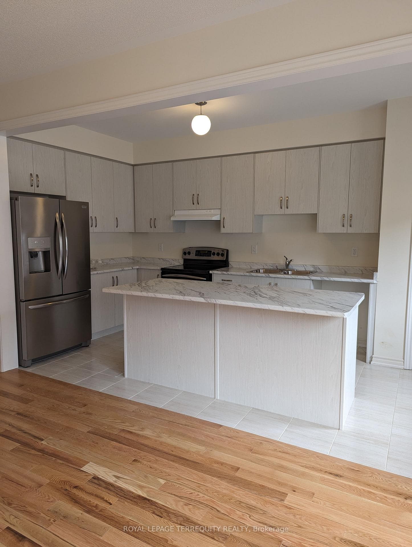 1107 Marathon Avenue photo 27