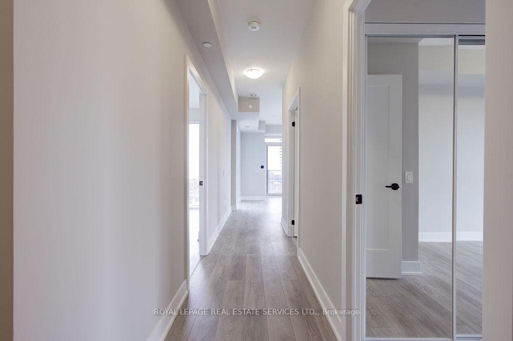 2088 James Street Unit 708 photo 10