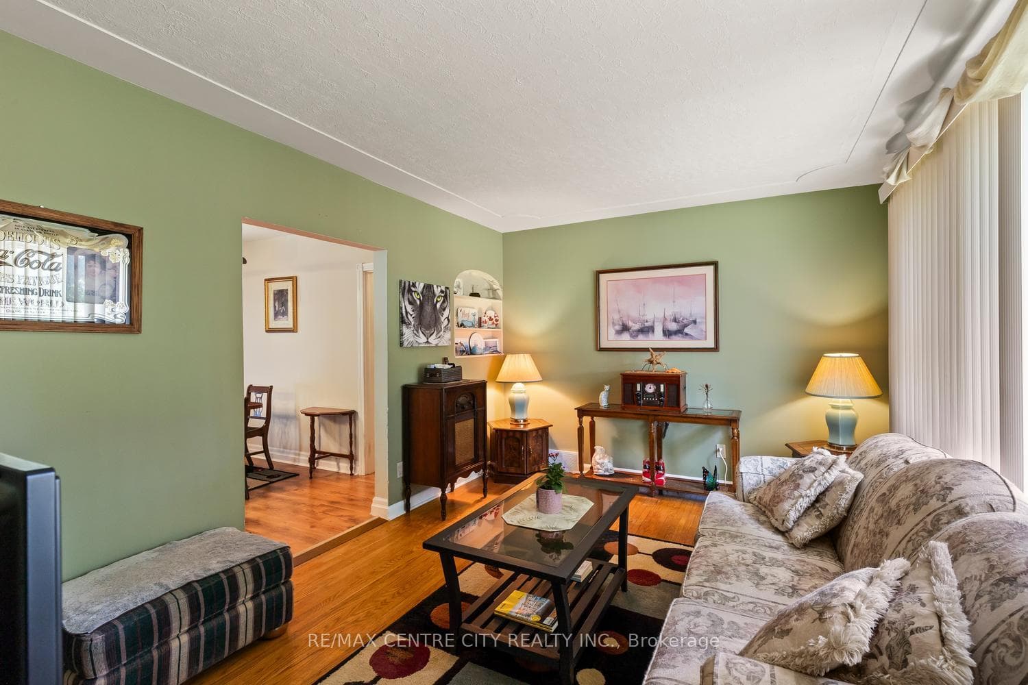 219 Fairway Avenue photo 16