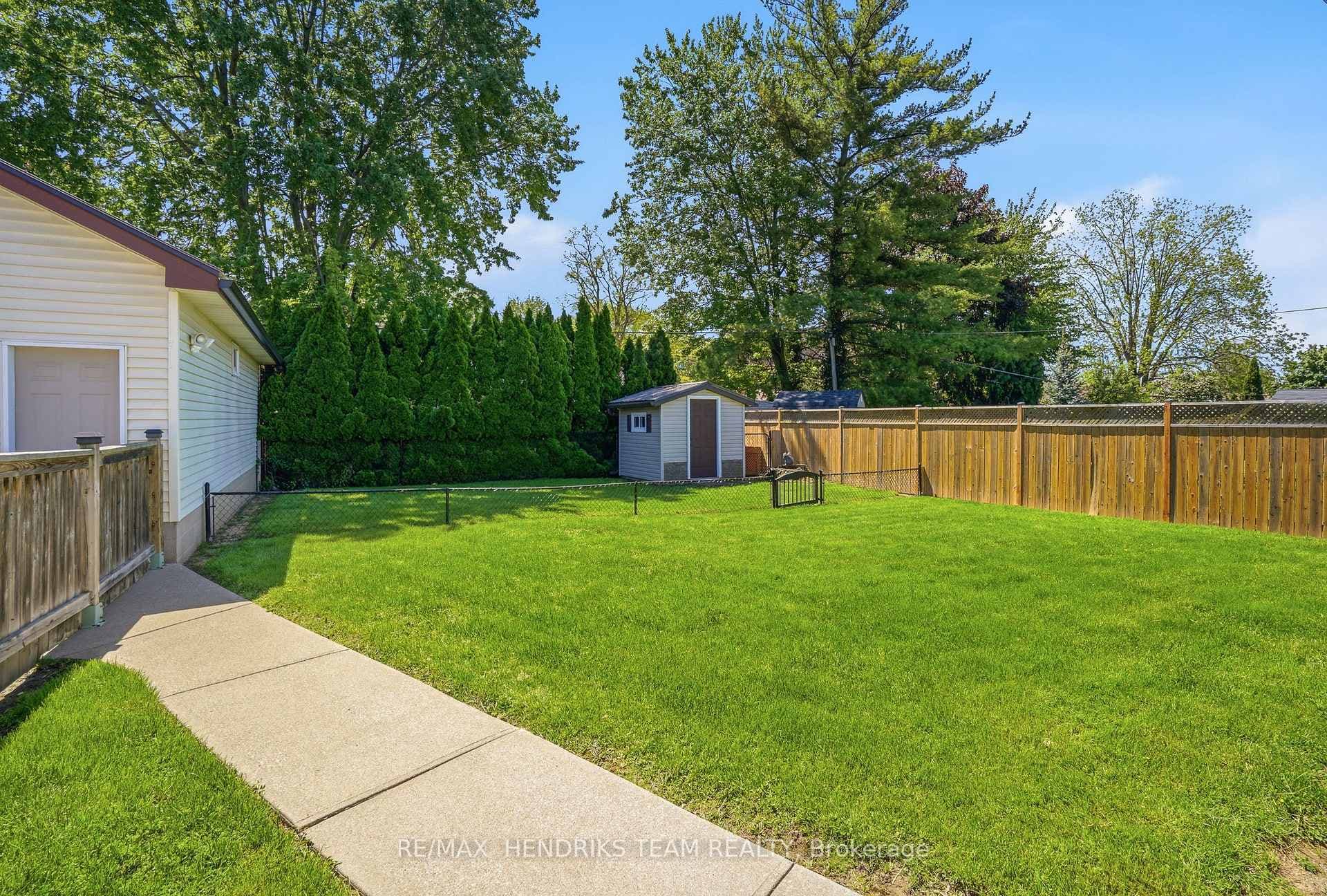 17 Sullivan Drive photo 34