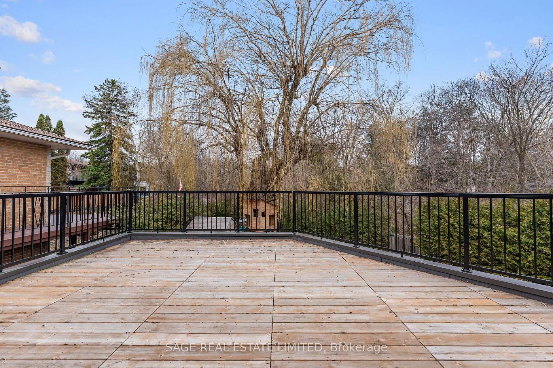 39 Banmoor Boulevard photo 25