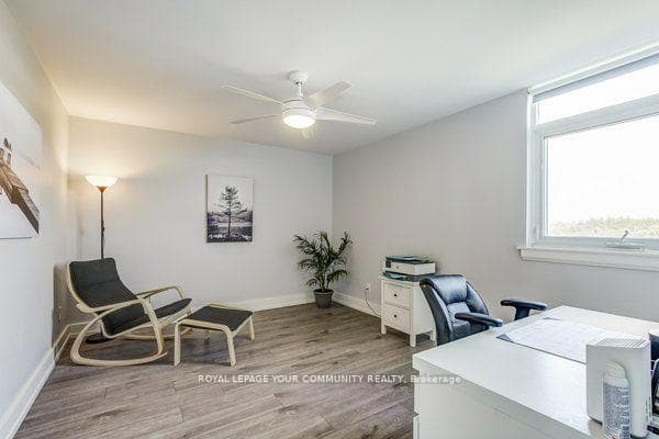 7811 YONGE Street Unit 910 photo 15