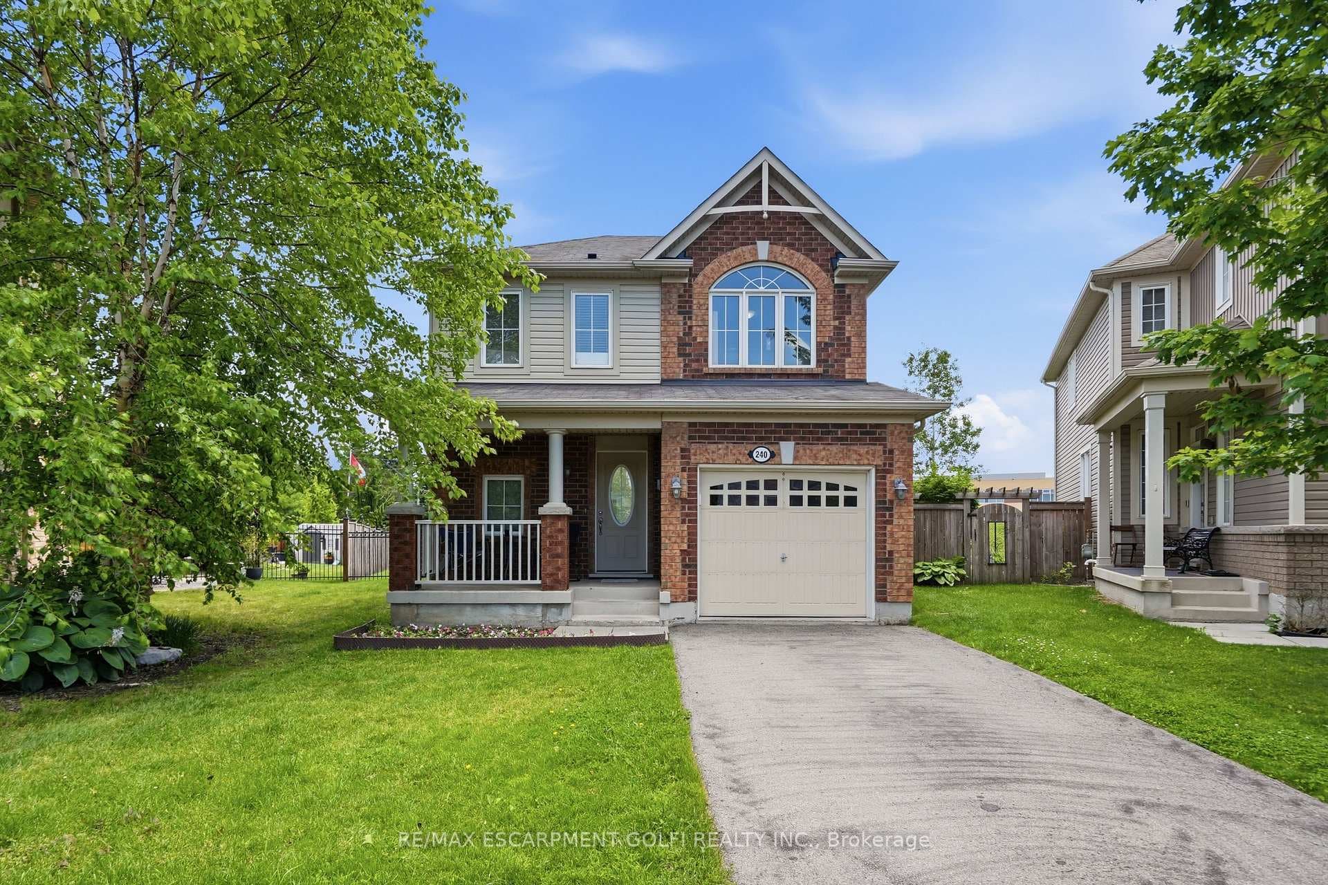 240 Emick Drive photo 1
