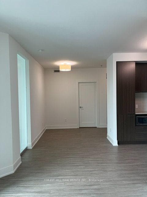 310 Tweedsmuir Avenue Unit 717 photo 7