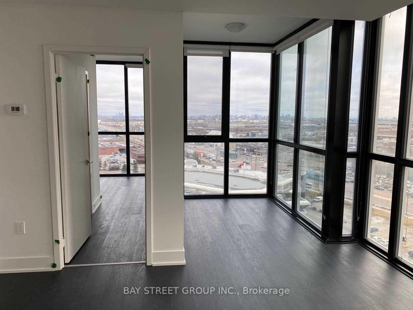 2908 Highway 7 Road Unit 1202 photo 4