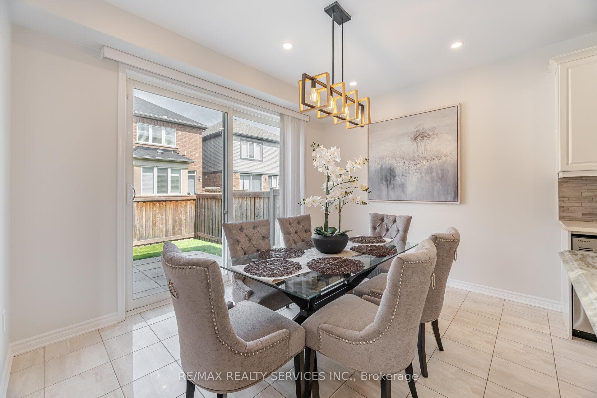 34 Jemima Road photo 15