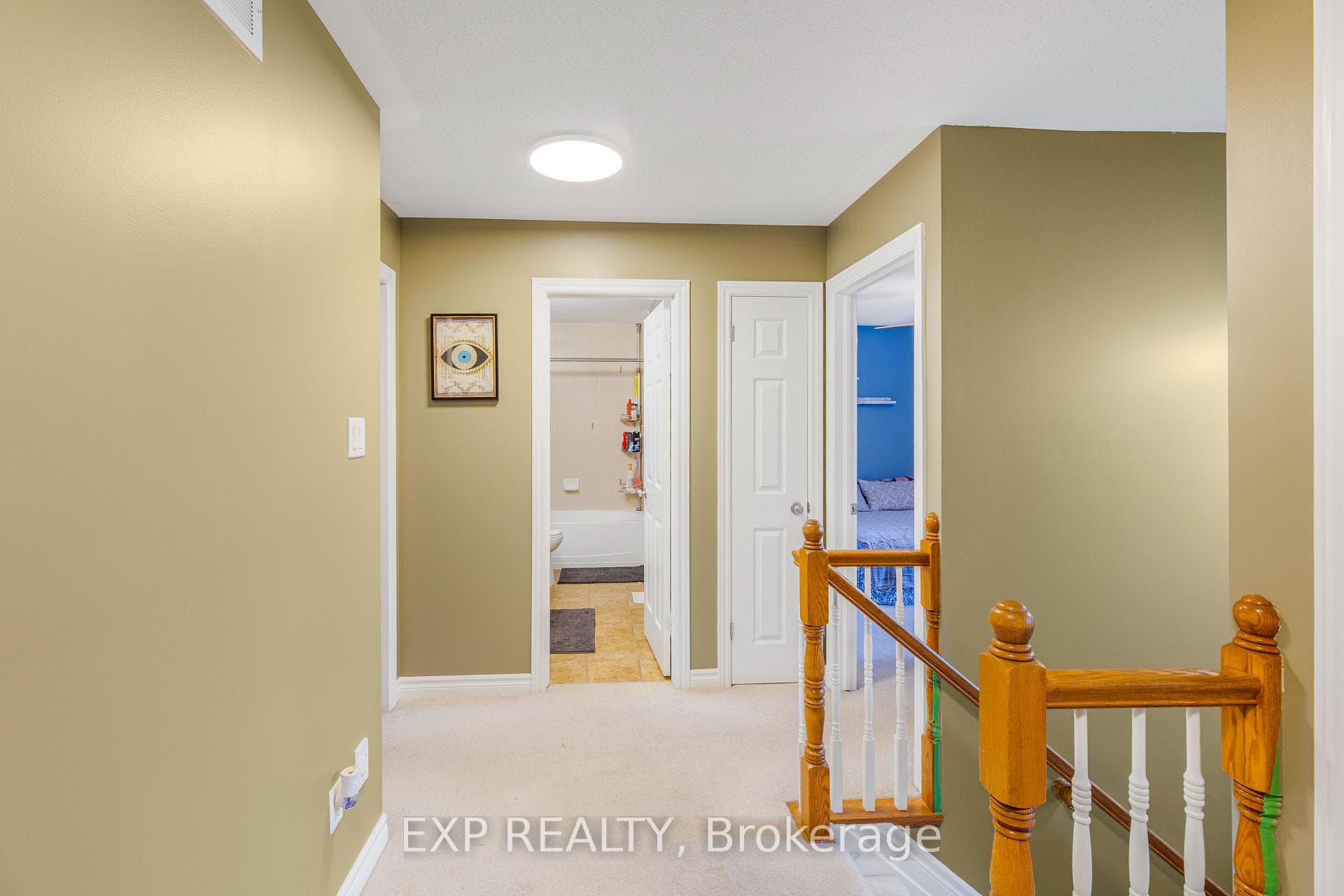 706 BEATRICE Drive photo 17