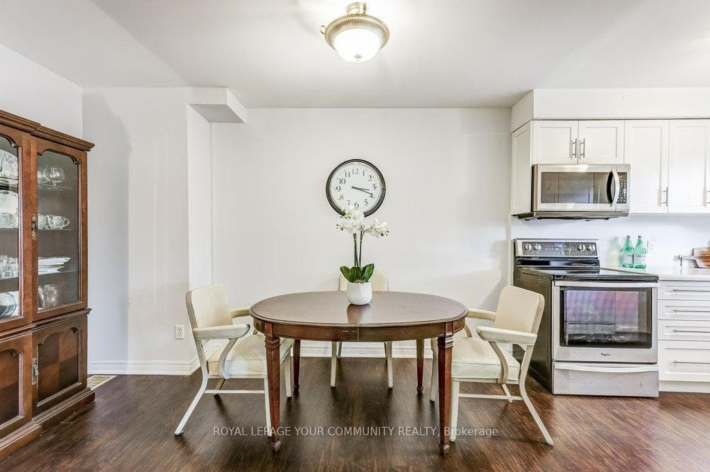 960 Glen Street Unit 113 photo 9