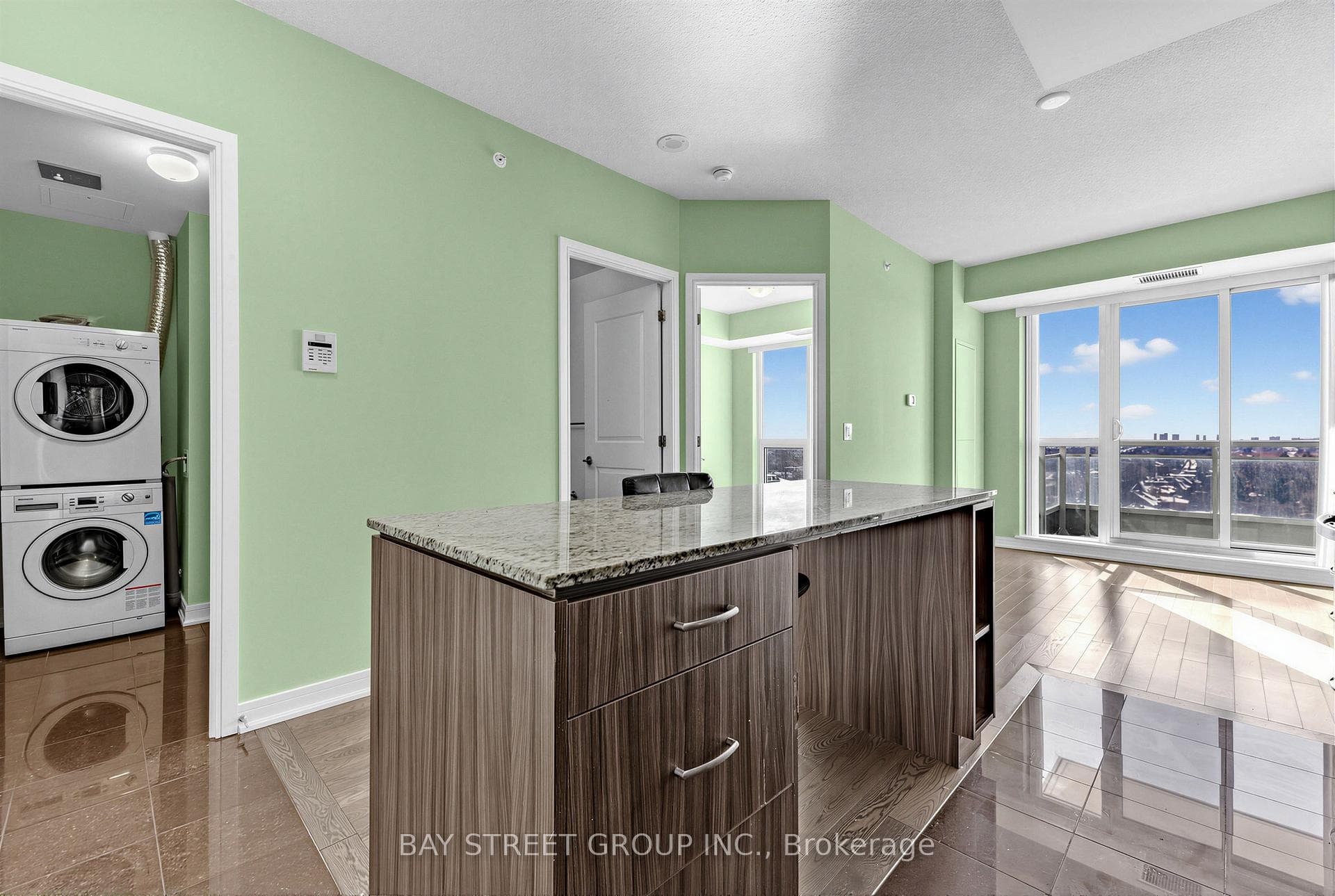 9201 Yonge Street Unit NW1013 photo 15