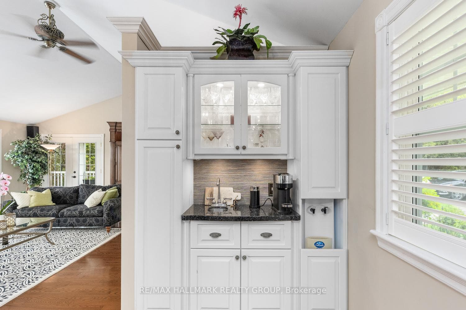 1 Rideau Glen Drive photo 16