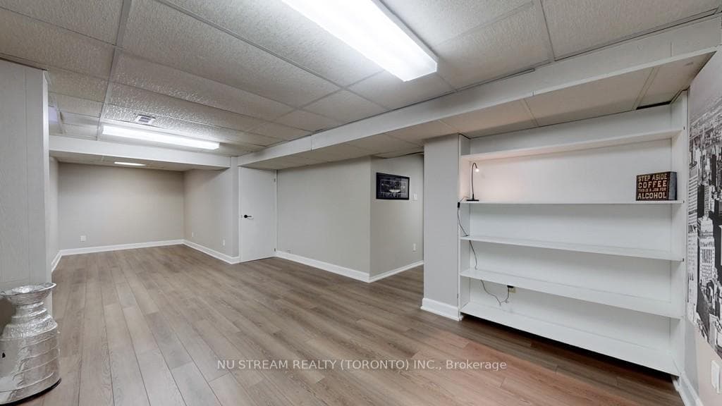 149 Trothen Circle photo 22