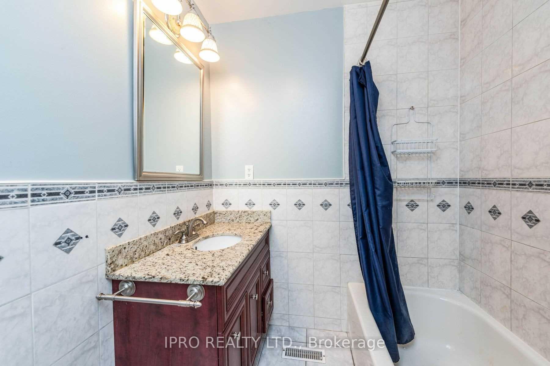 105 Sellers Avenue photo 22