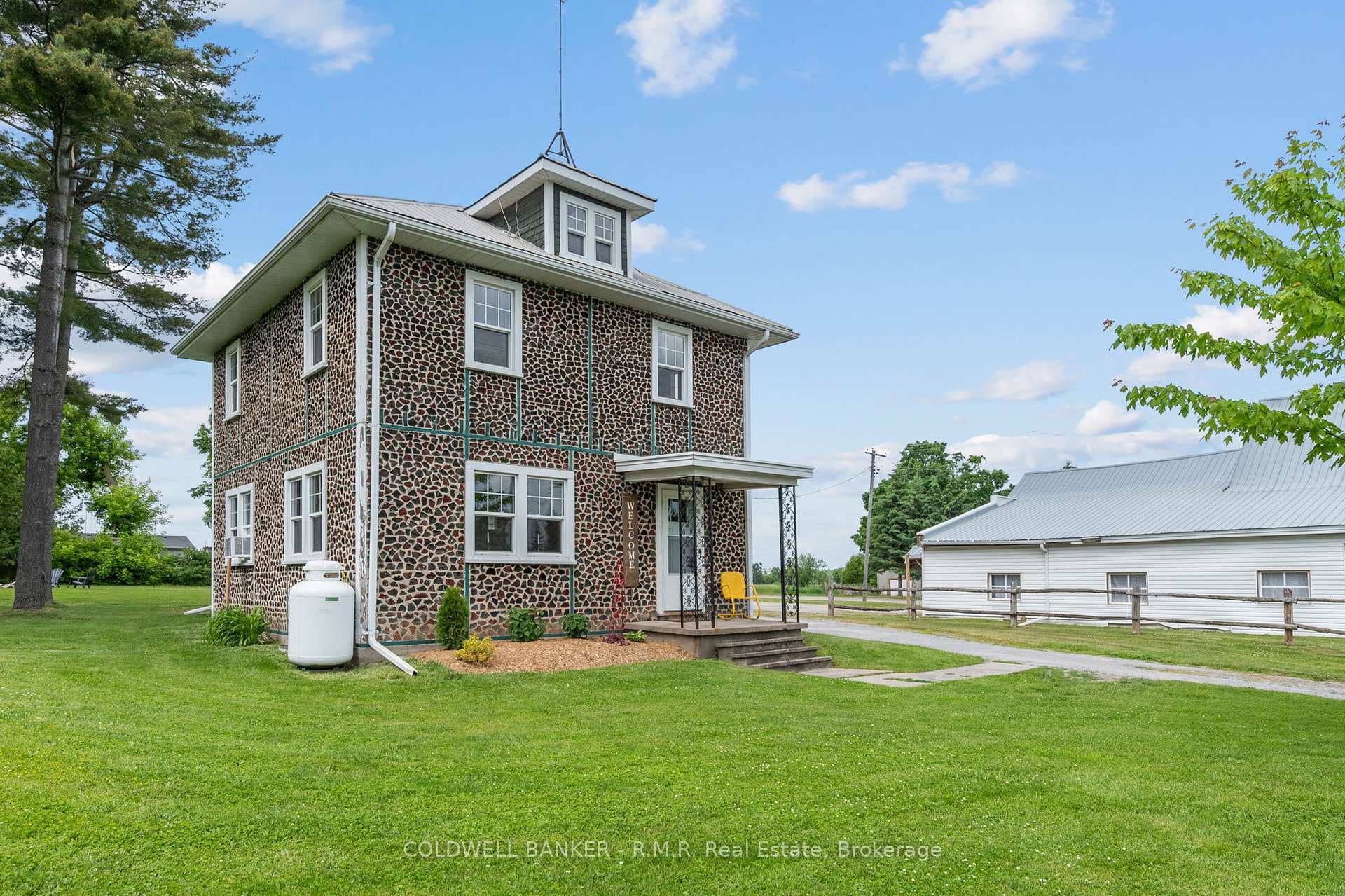 269 Glenarm Road photo 24