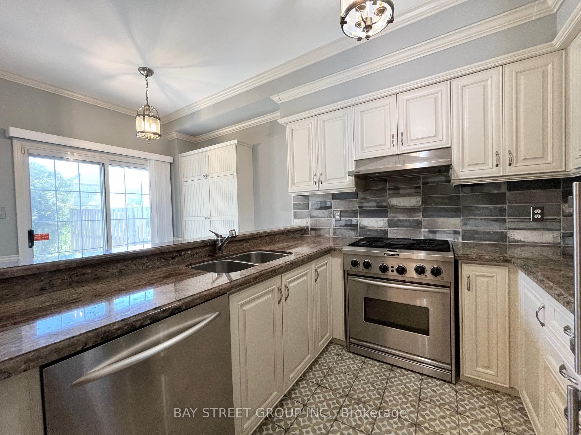 180 Blue Willow Drive Unit 43 photo 13
