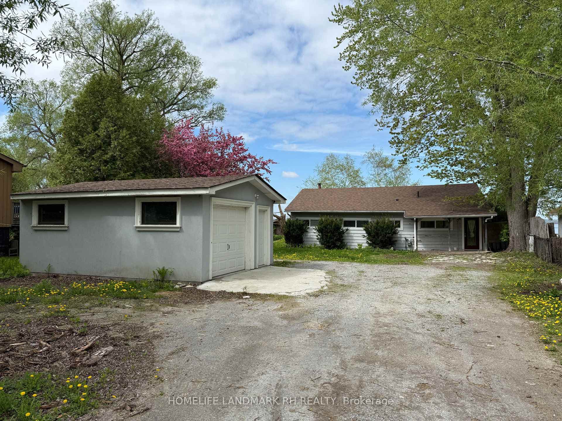 586 Lake Drive photo 8