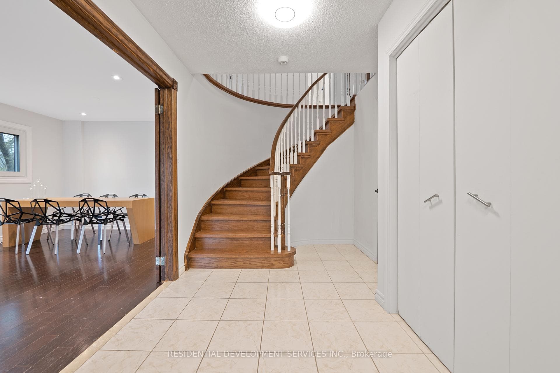 93 Rollo Drive photo 3