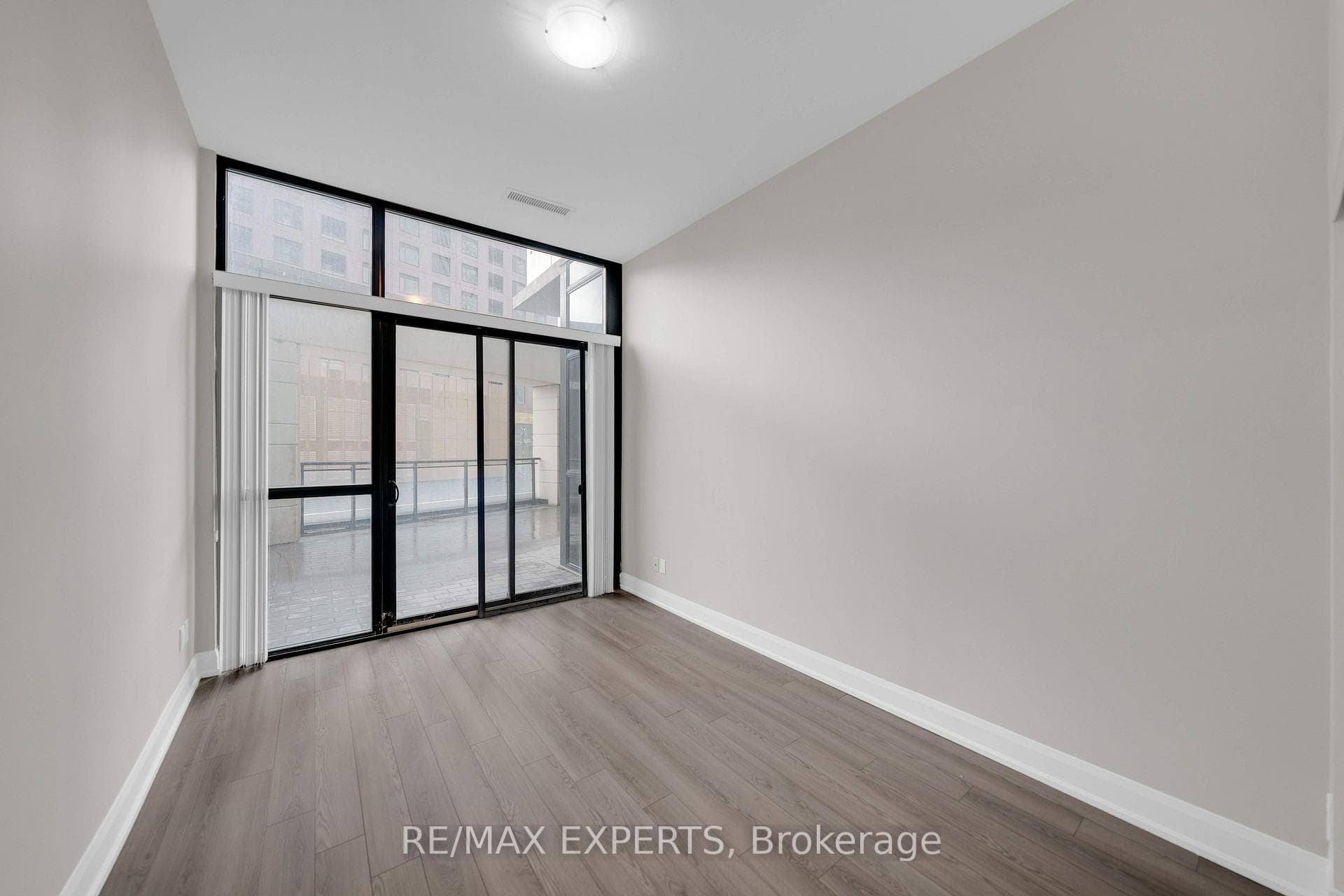 2910 Highway 7 N/A Unit 211 photo 17