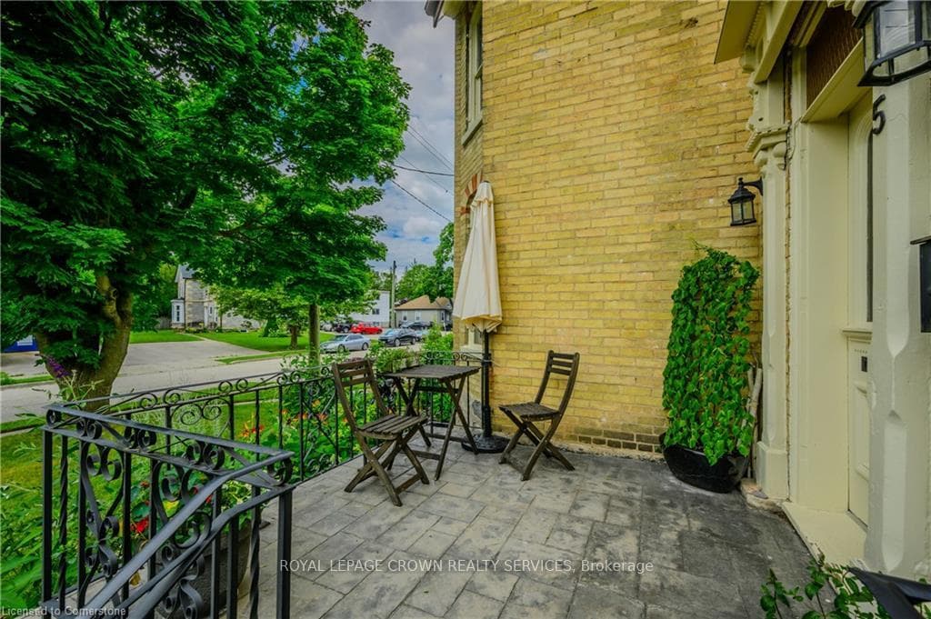 5-7 Lincoln Avenue photo 4