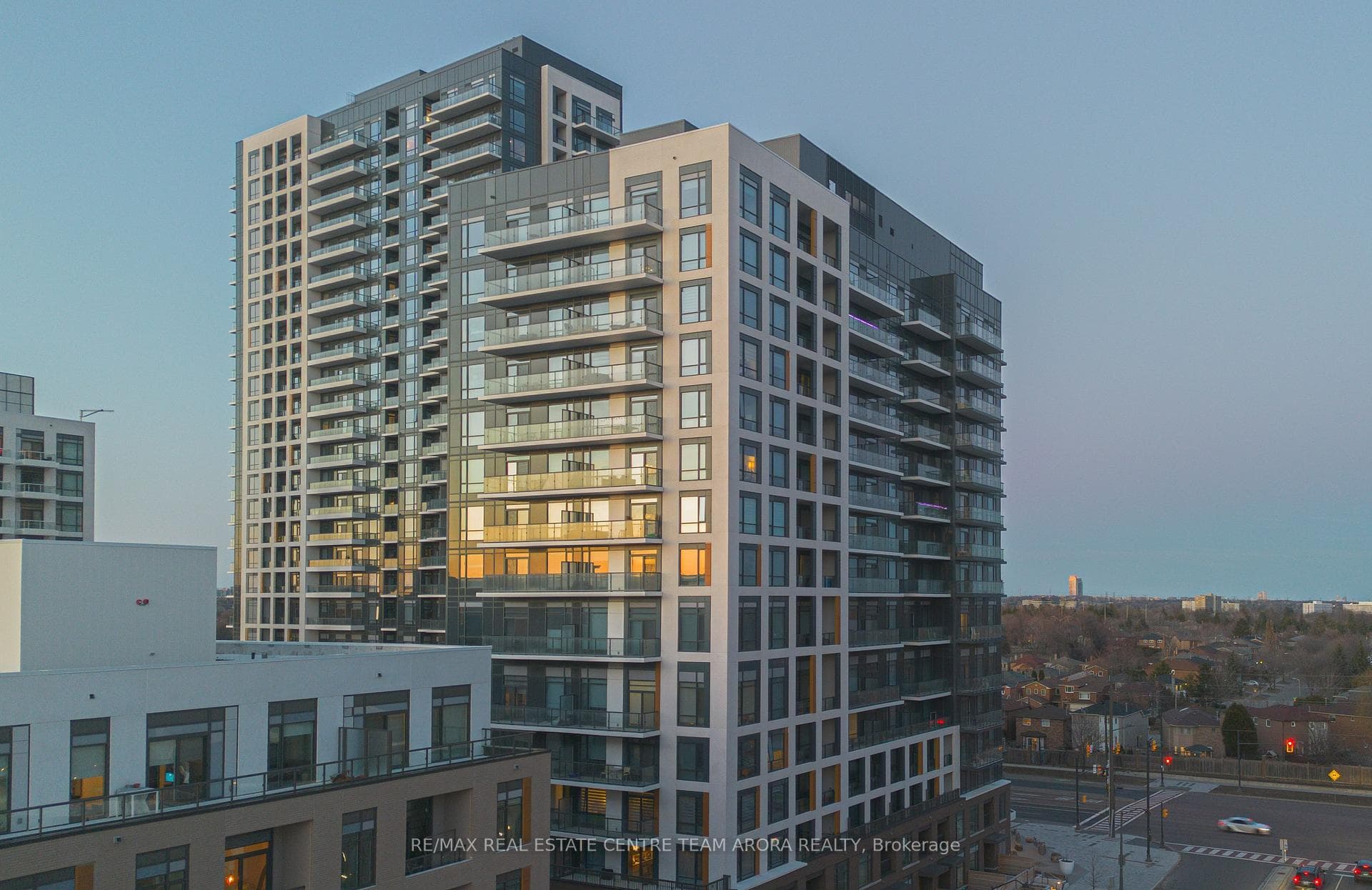 7950 Bathurst Street Unit B-0706 photo 24