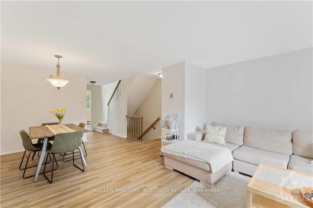 6704 JEANNE D'ARC Boulevard Unit B photo 8