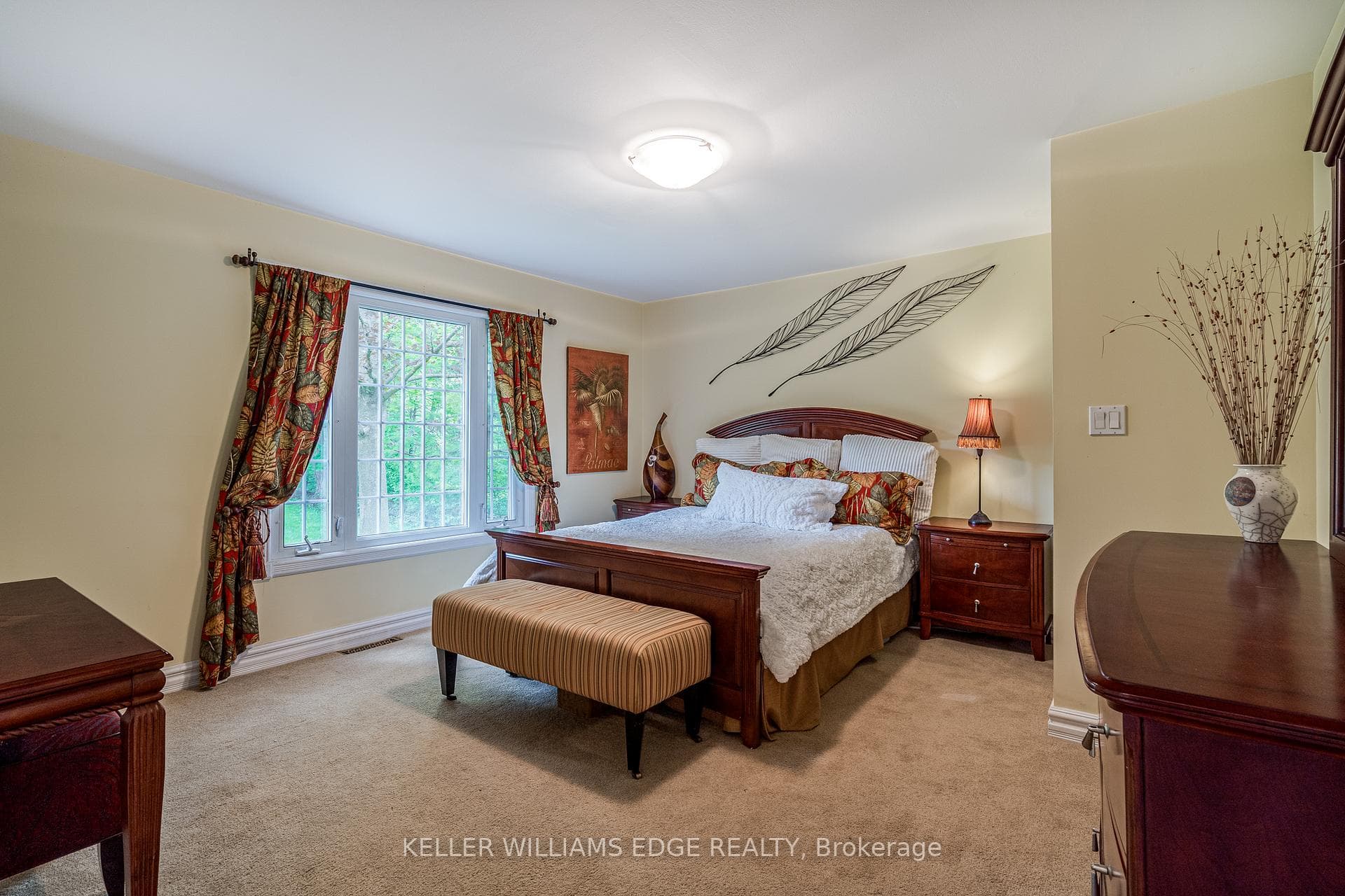 57 Kennedy Road photo 22