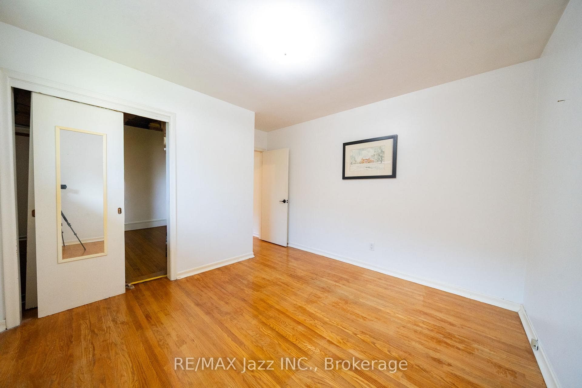 607 Gliddon Avenue photo 24