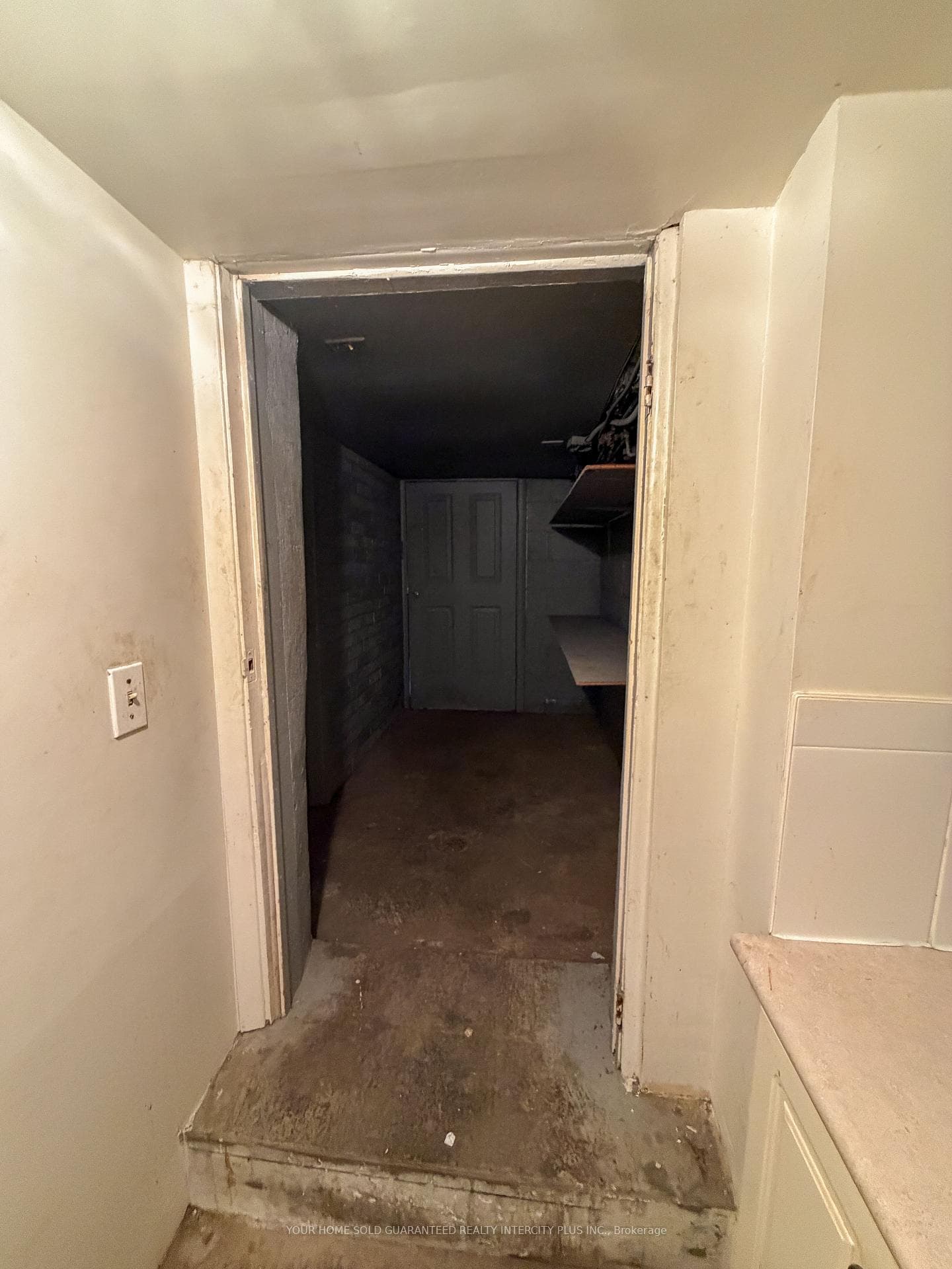 447 Christie Street photo 21