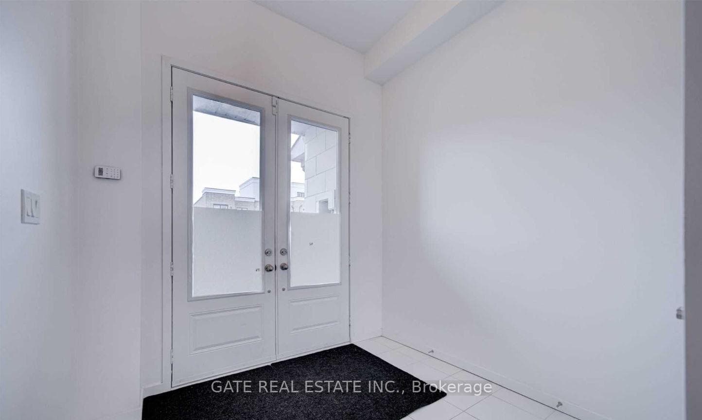 189 Elyse Court photo 3