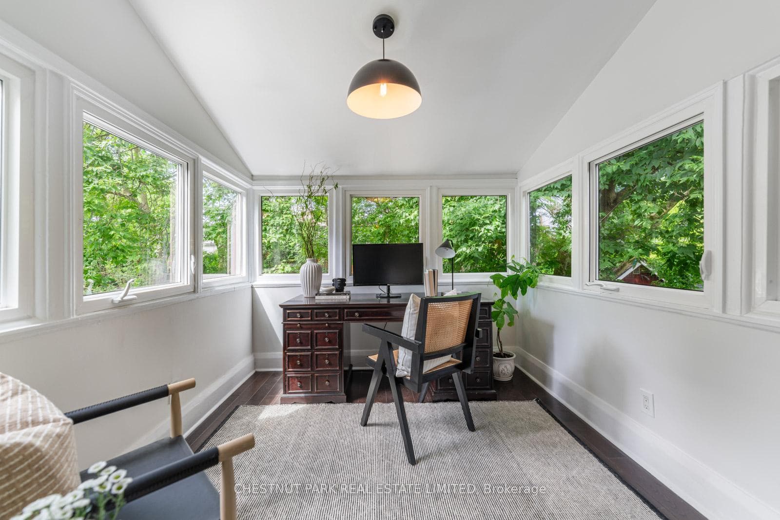 266 Waverley Road photo 18