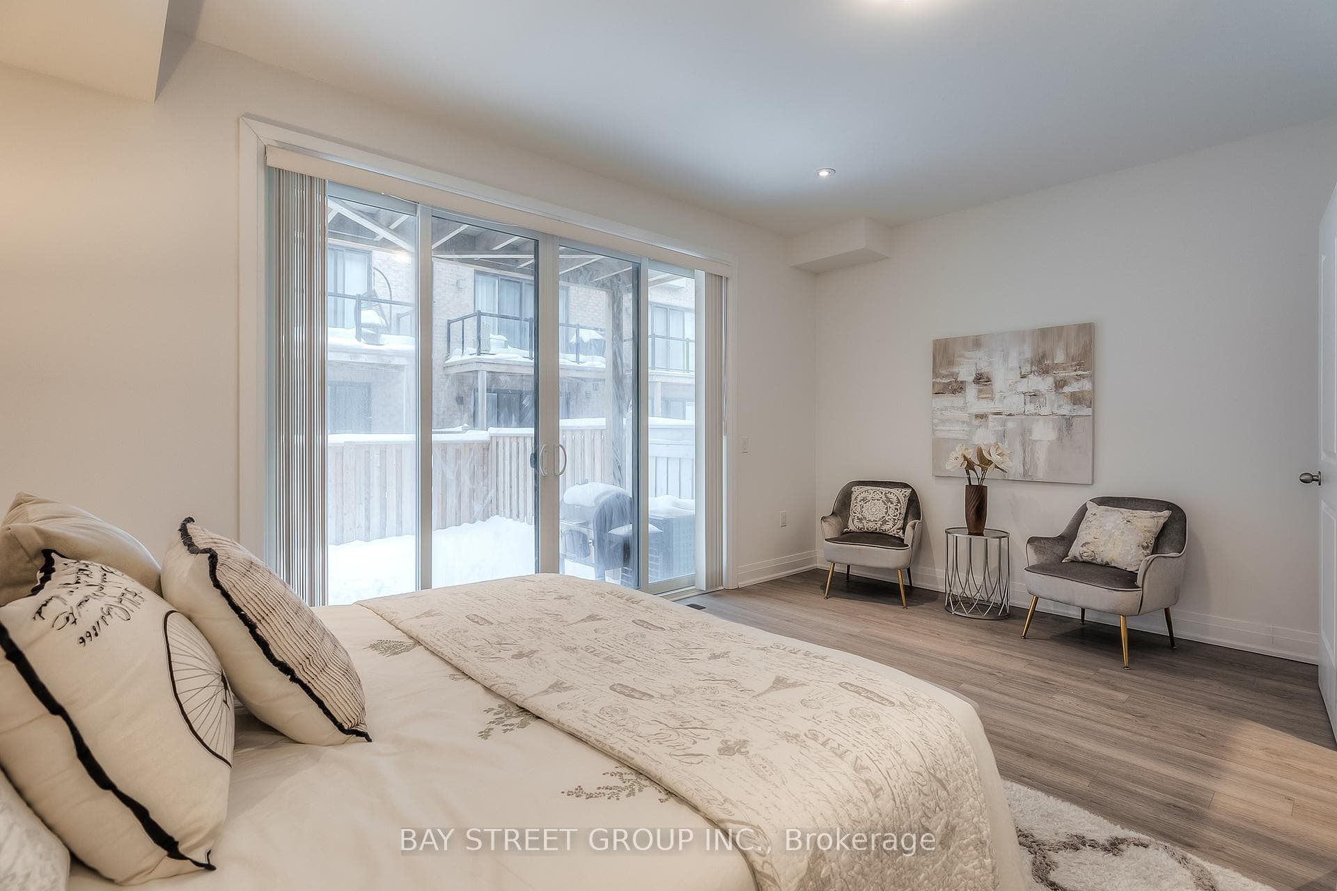 70 Salterton Circle photo 8