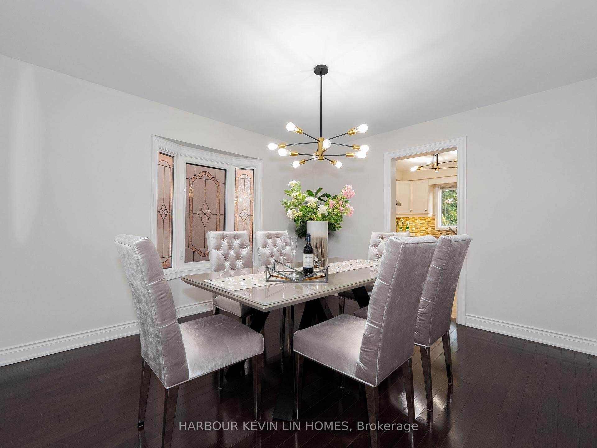 20 Kevi Crescent photo 11