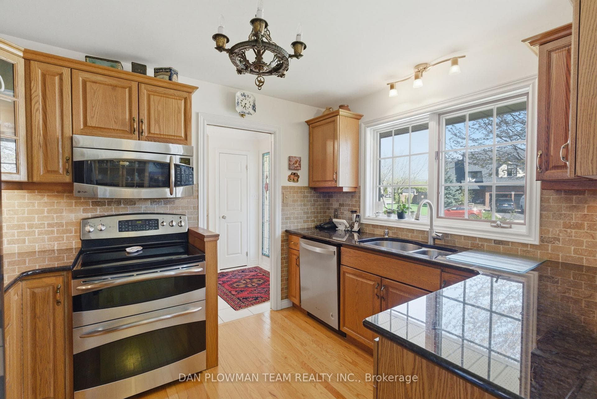 10 Barrington Place photo 7