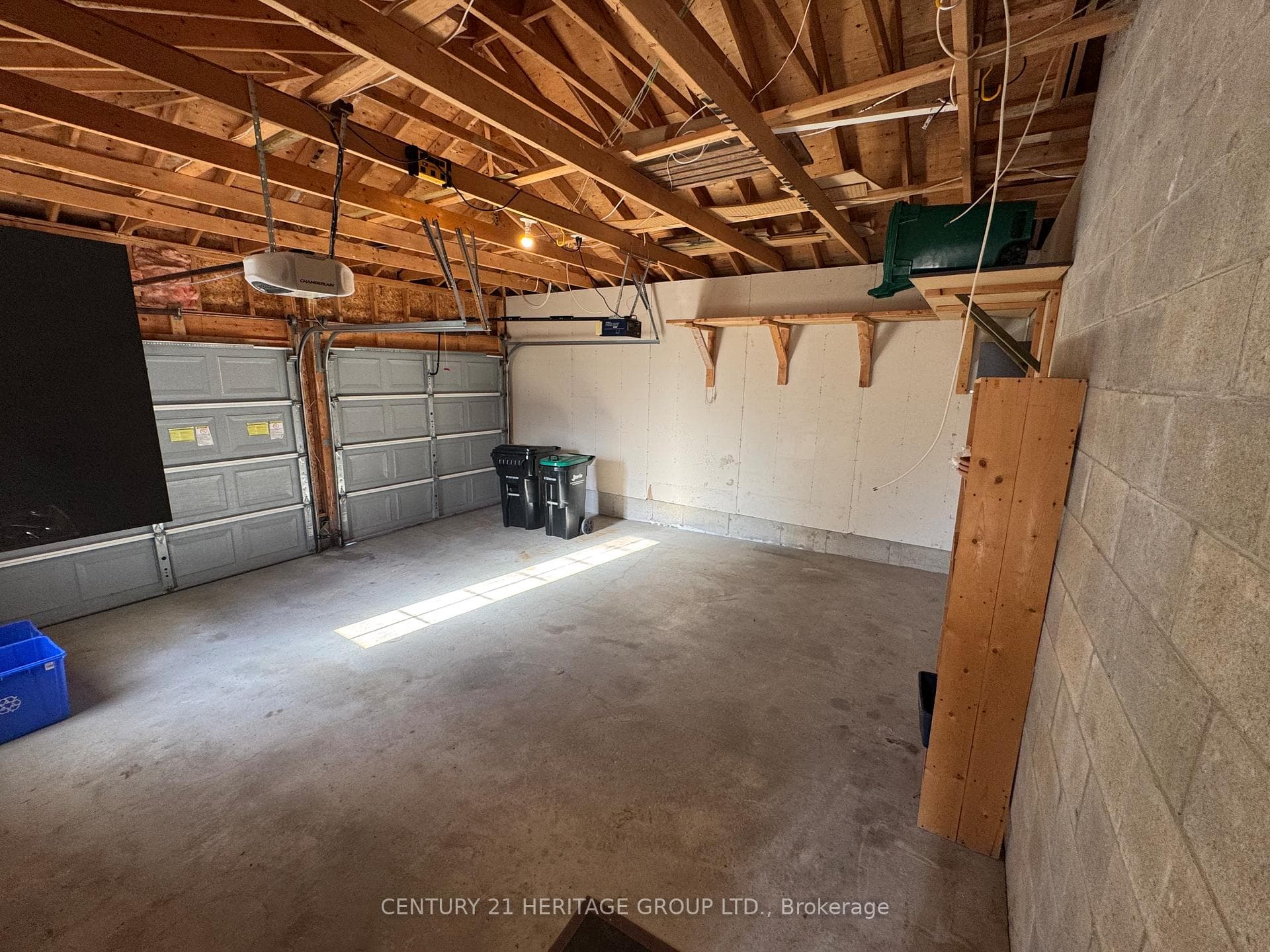 82 Kenwell Crescent photo 19