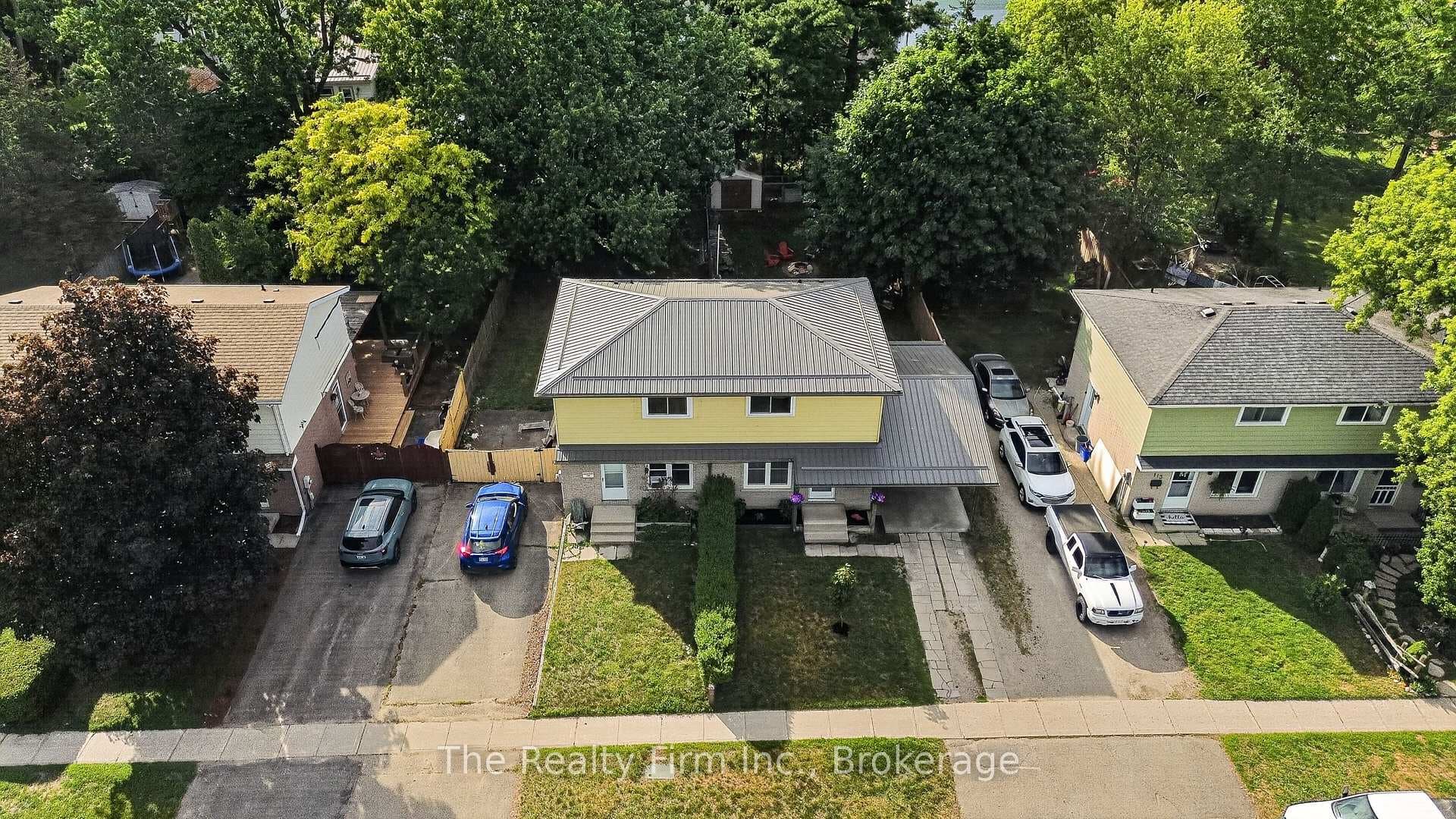 Metal roof, 2024