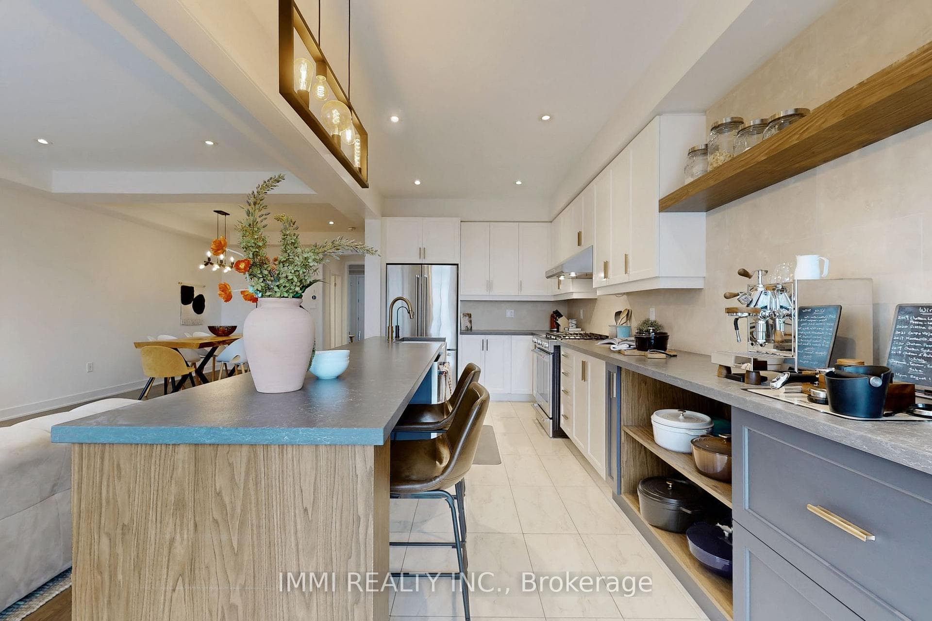 10 Badgerow Way photo 7