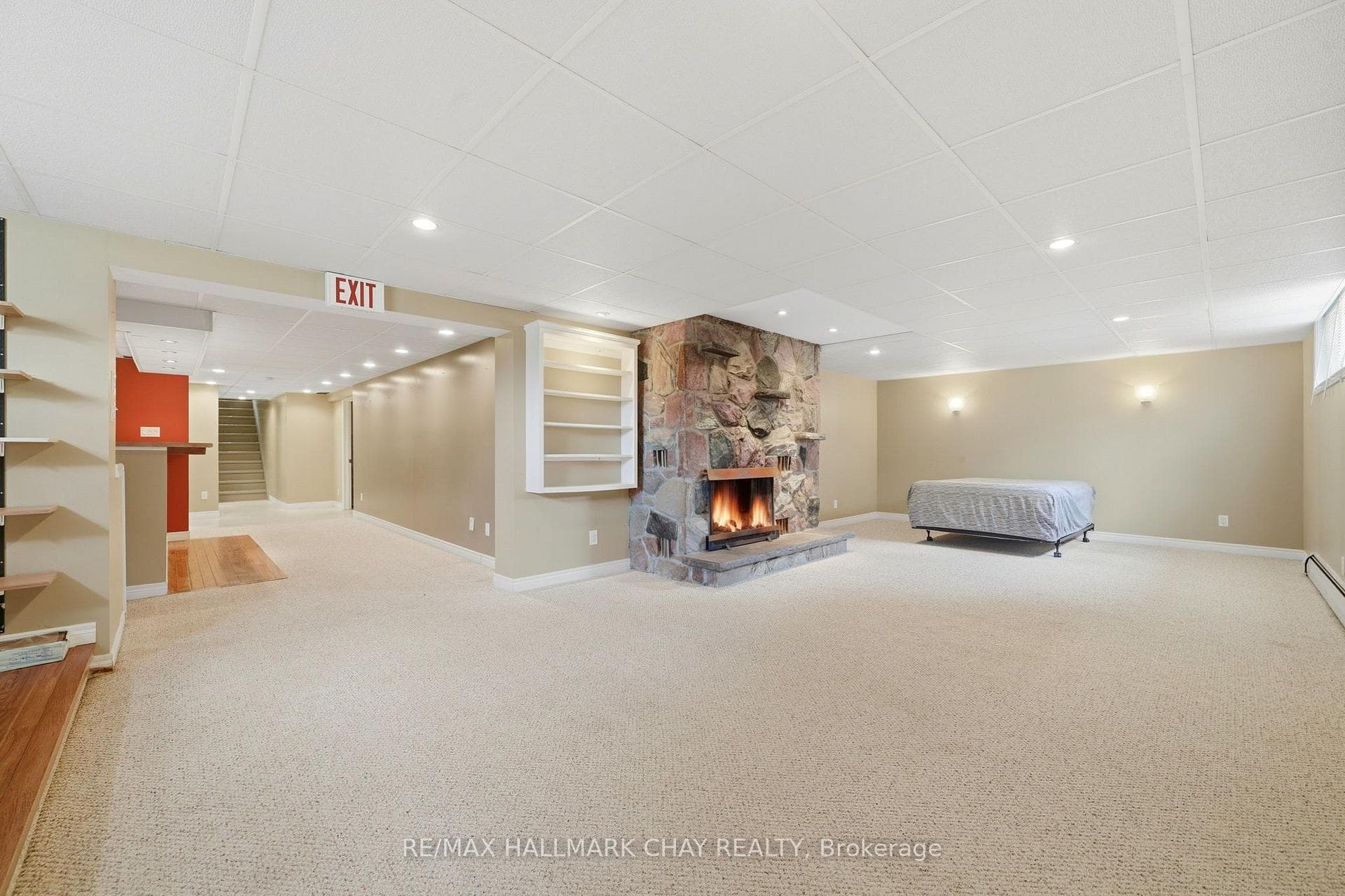 14 Douglas Drive photo 28