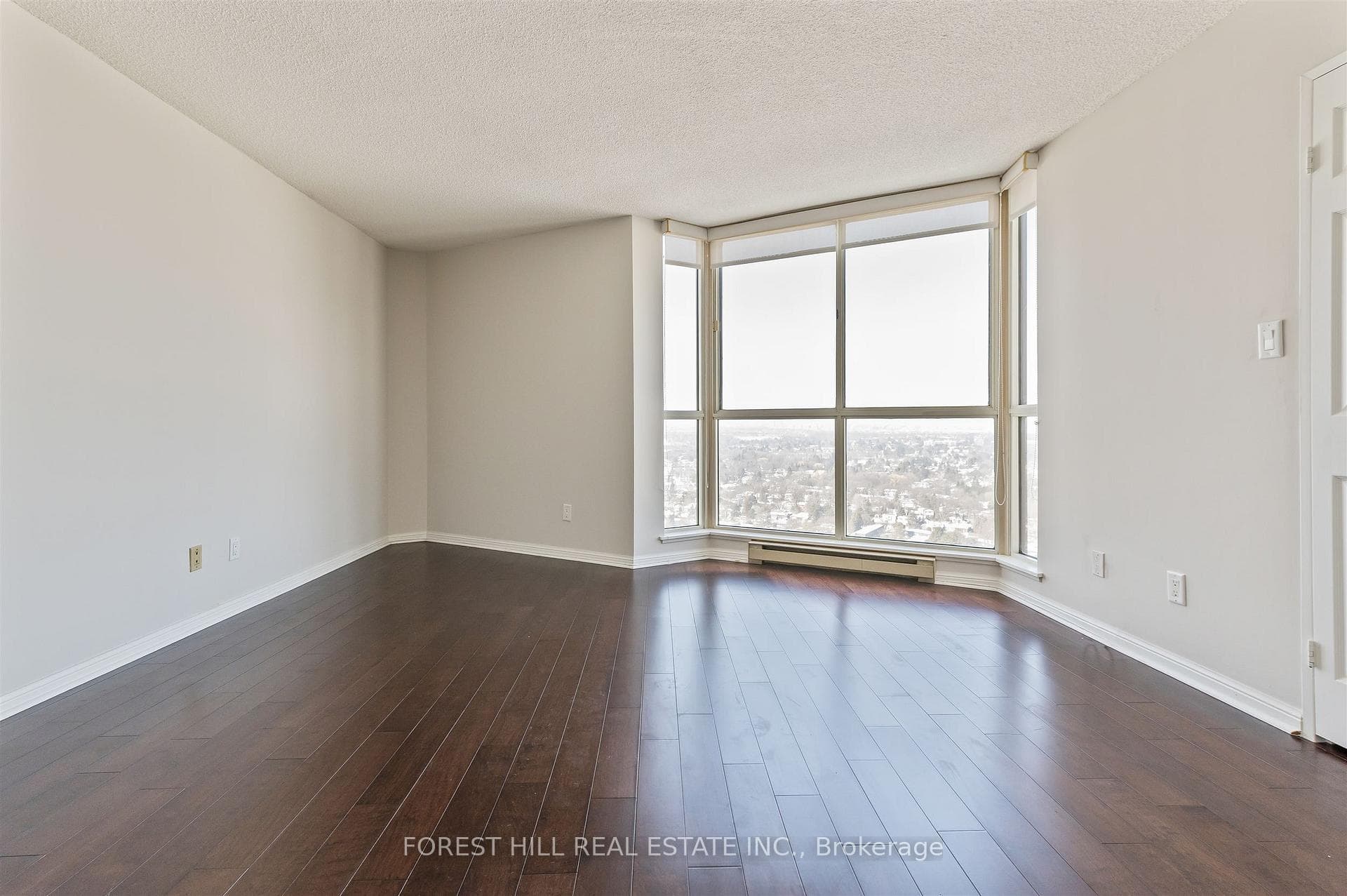85 Skymark Drive Unit 2305 photo 32