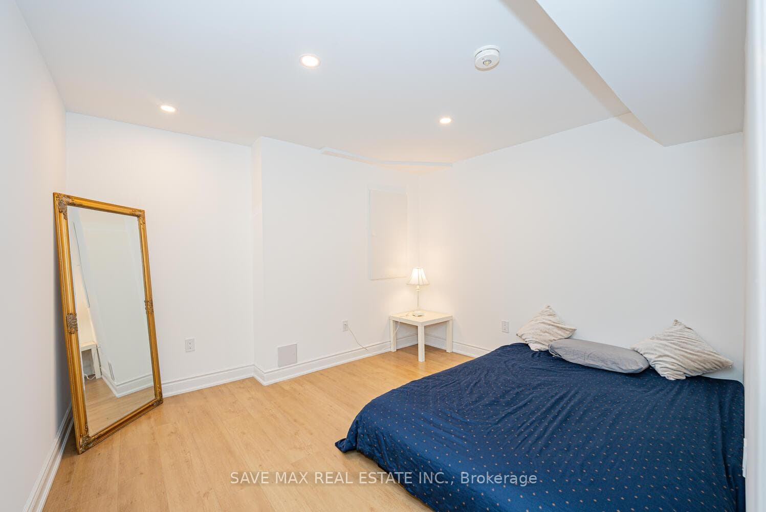 305 Trudeau Drive photo 27