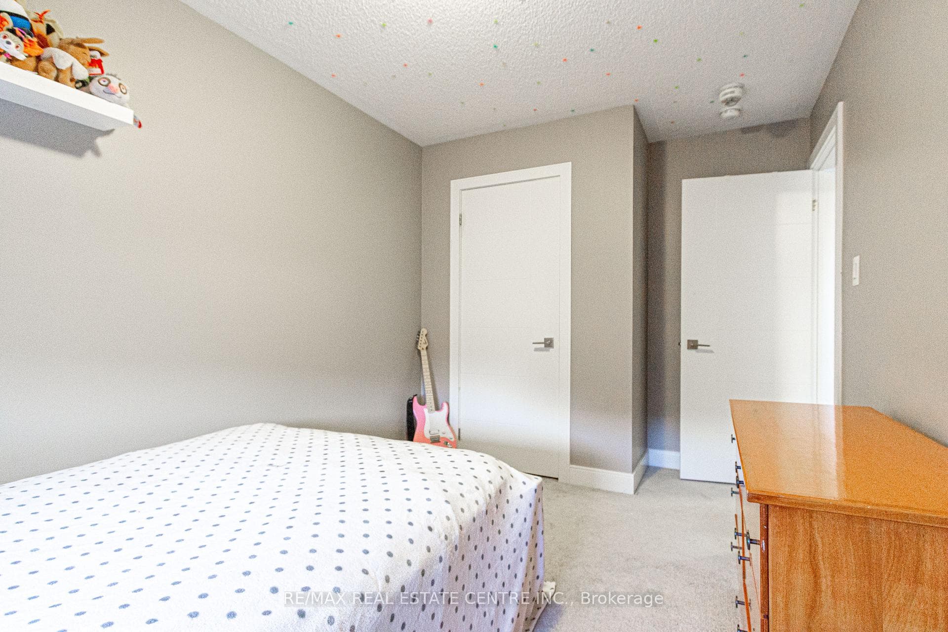 9 KERSEY Lane photo 12