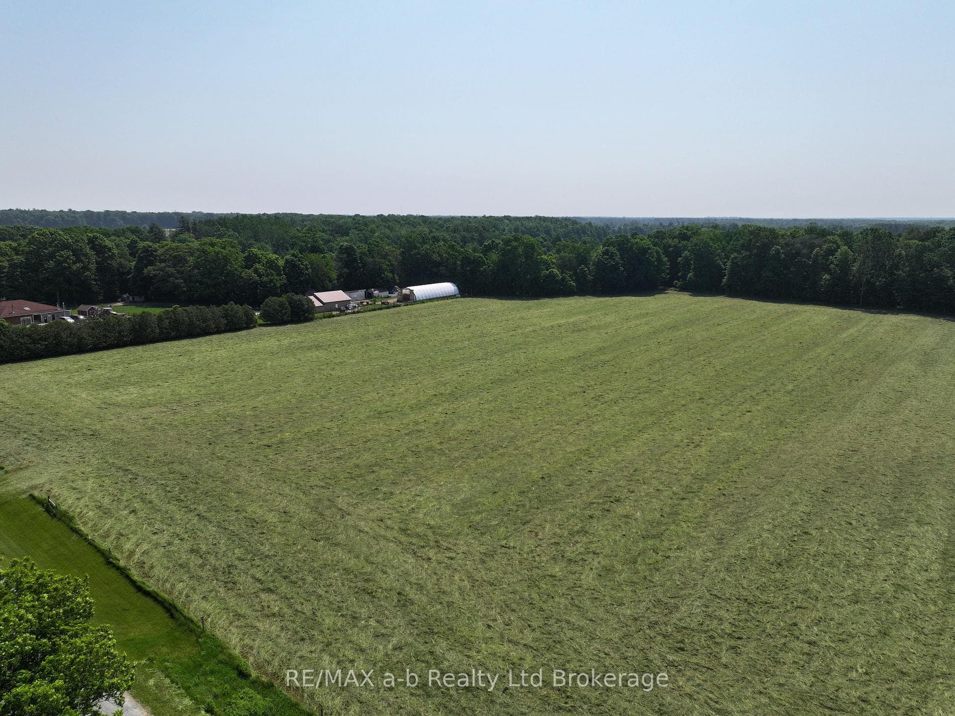 244 11th Concession Road photo 7