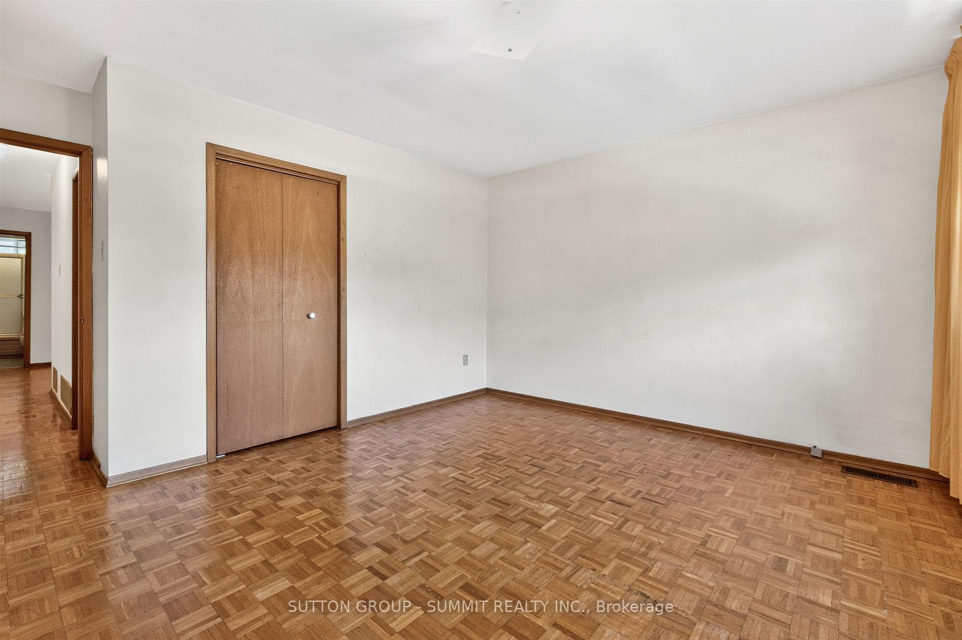 20 RUTLAND Street photo 30