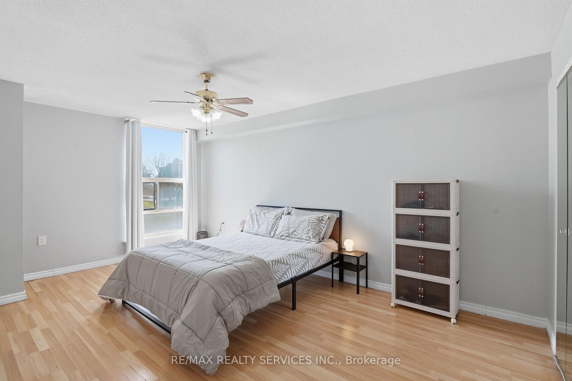 18 Knightsbridge Road Unit 304 photo 30
