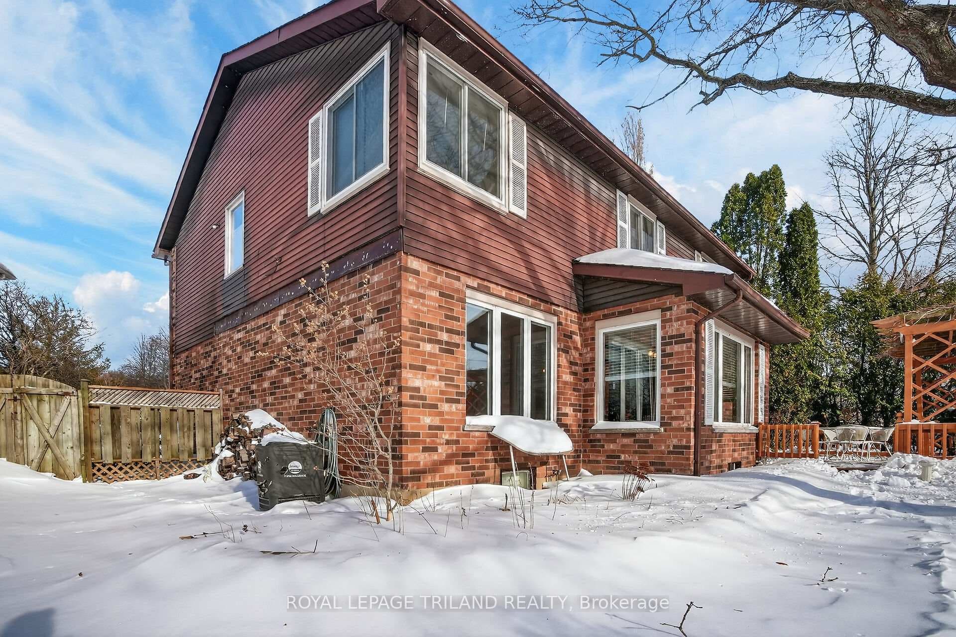 71 Chalfont Road photo 43