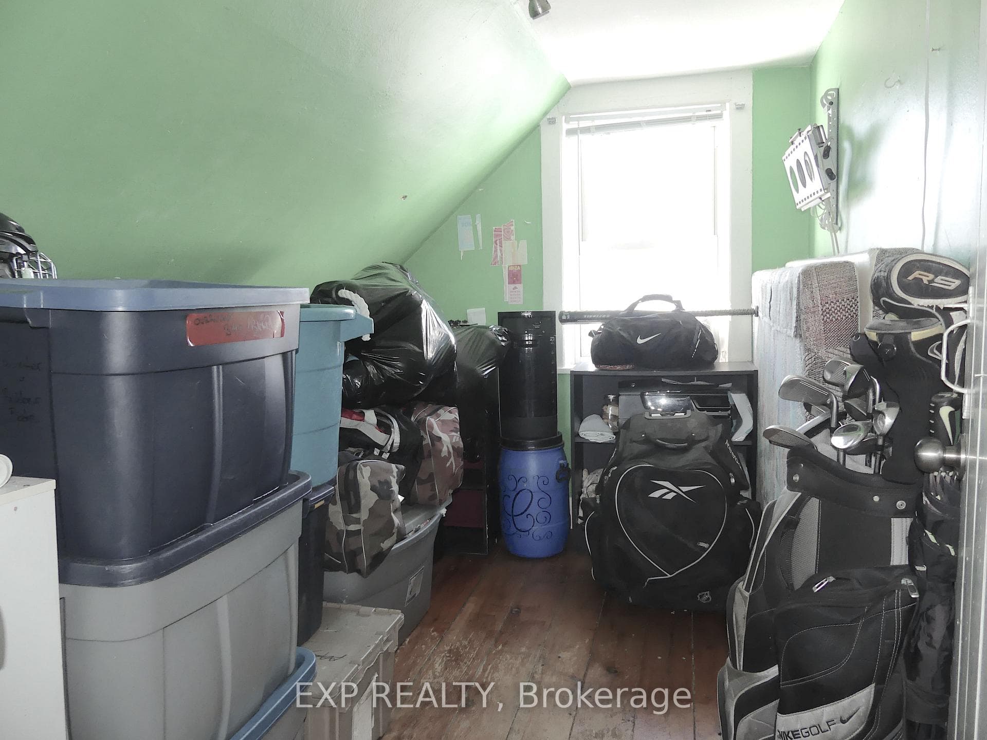 3rd bedrm or walk-in closet
