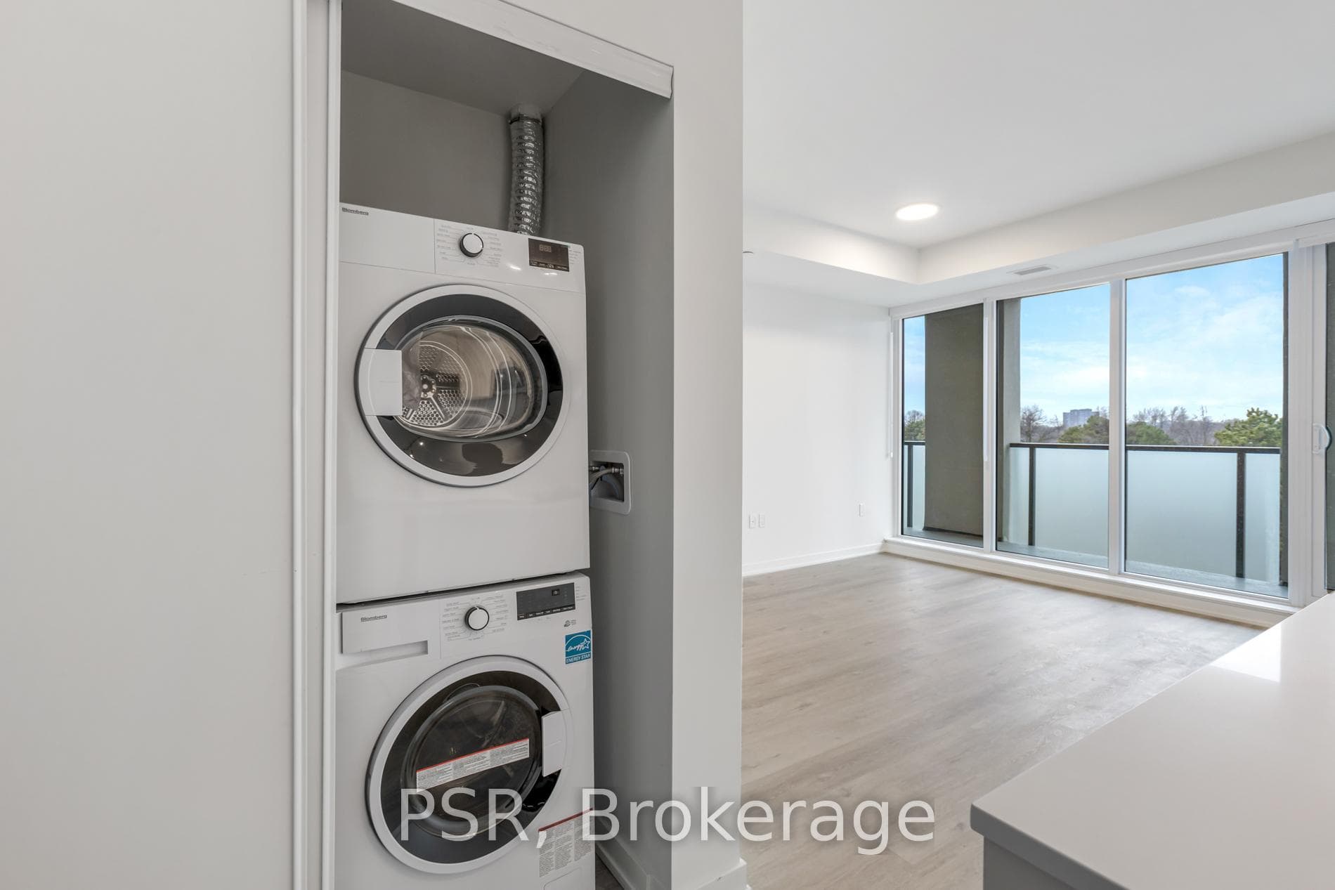 4365 Bloor Street Unit 511 photo 17